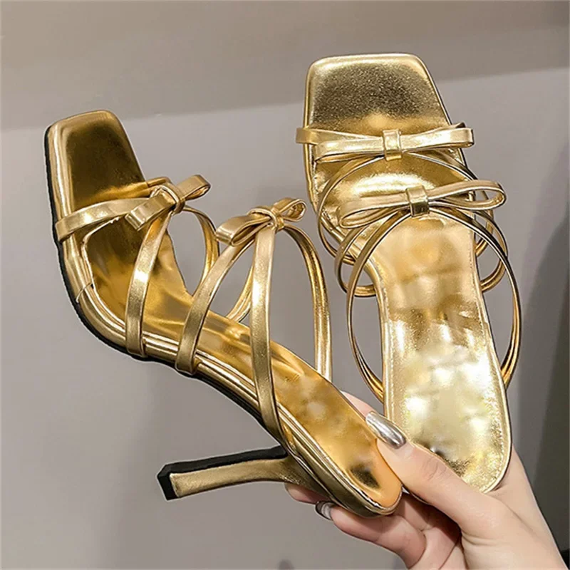 Aneikeh 2026 แฟชั่นแคบผู้หญิงร - Street Fashion Rome 2026 บทวิจารณ์และราคา