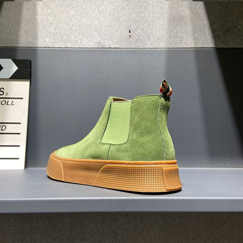 รองเท้าบูทหุ้มข้อหนังผู้ชายสไต - Street Fashion Rome 2026 บทวิจารณ์และราคา
