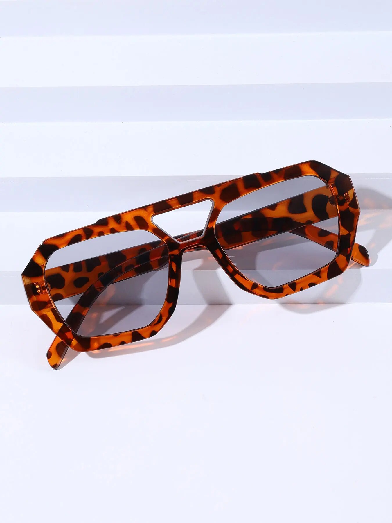 แฟชั่นวินเทจแว่นตากันแดดทรงสี่ - Street Fashion Brands บทวิจารณ์และราคา