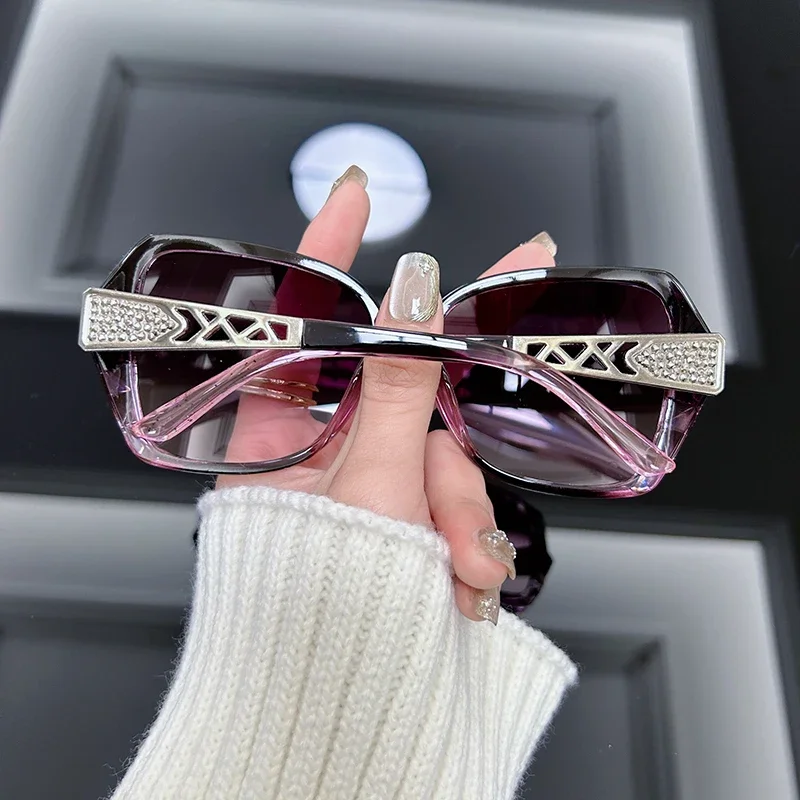 แว่นกันแดดวินเทจทรงโอเวอร์ไซส์ - Street Fashion Brands บทวิจารณ์และราคา